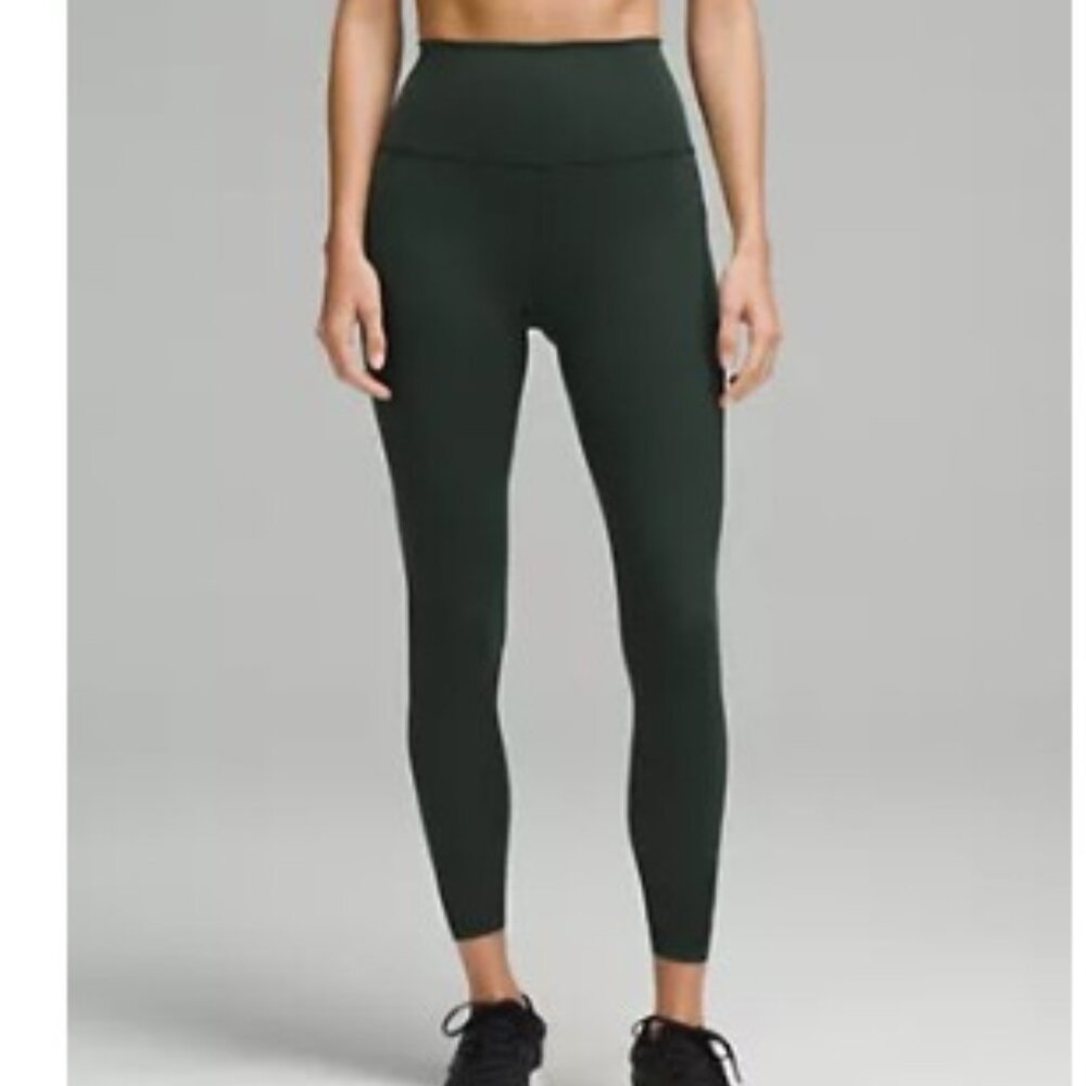 Lululemon Wundertrain High-Rise Tight with Pockets 25" - Black - Size 14